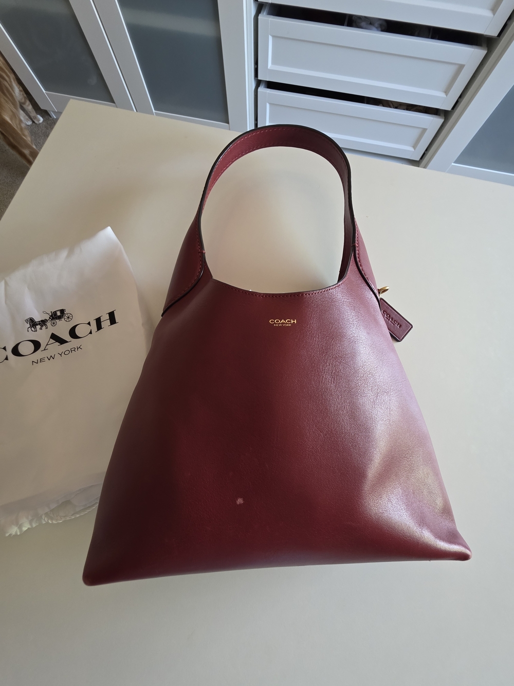 Coach Brooklyn 28 Leather Shoulder Hobo Bag In Ruby - Picture 2 of 16